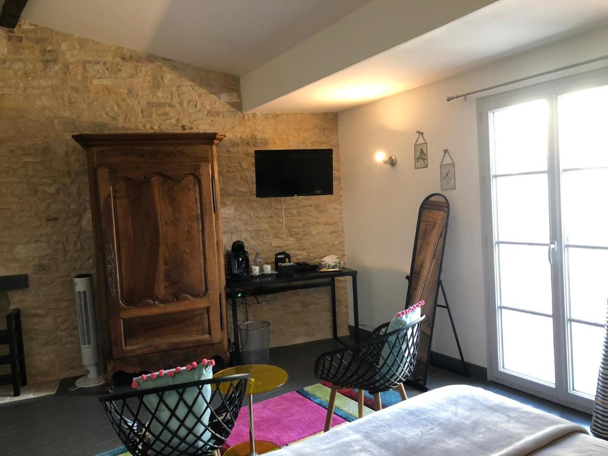Les Halles Chambre D'Hotes Verteuil-sur-Charente Exterior foto